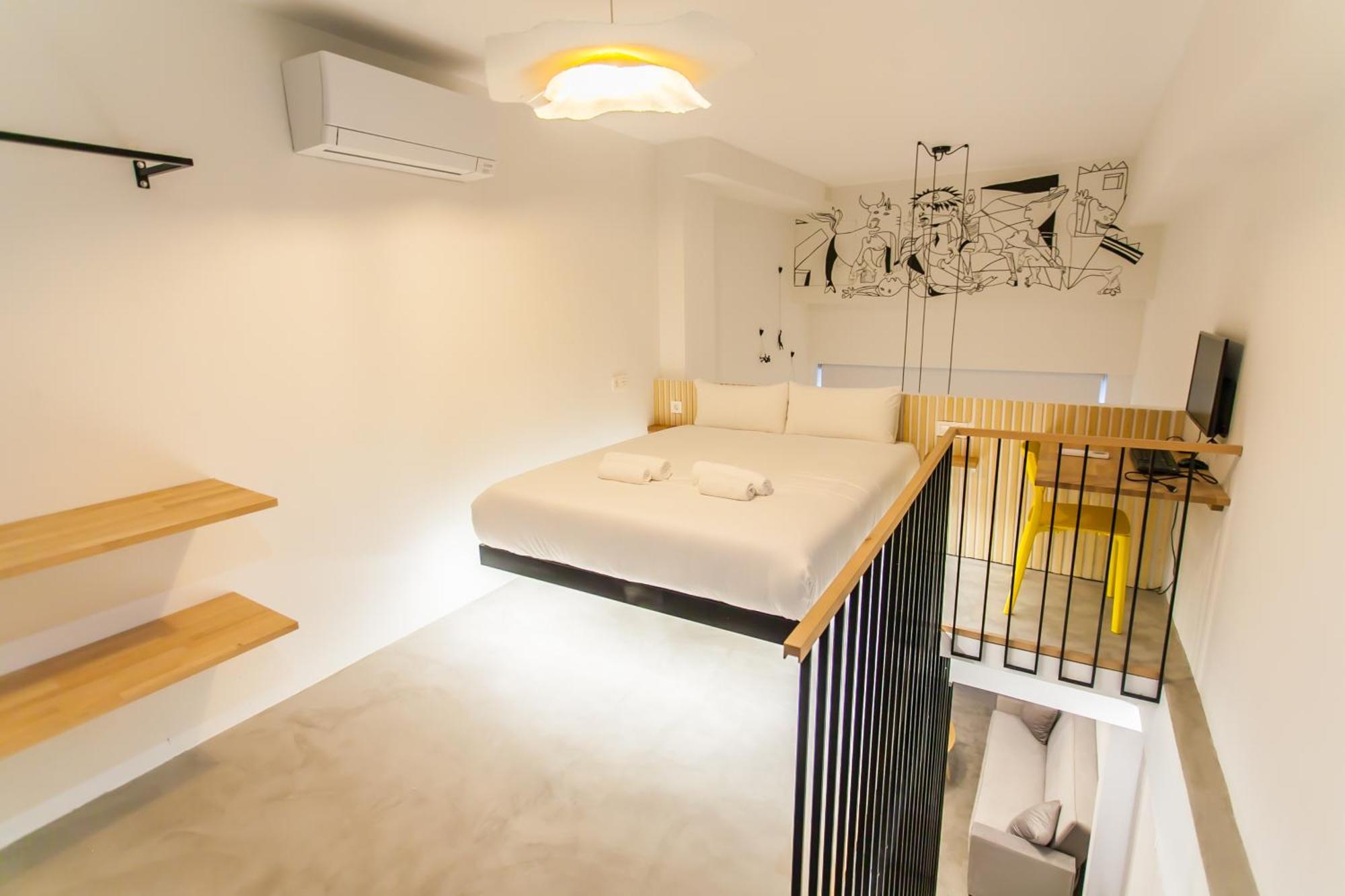 Guernica Luxury Duplex - Location, Light, And Art Apartman Madrid Kültér fotó