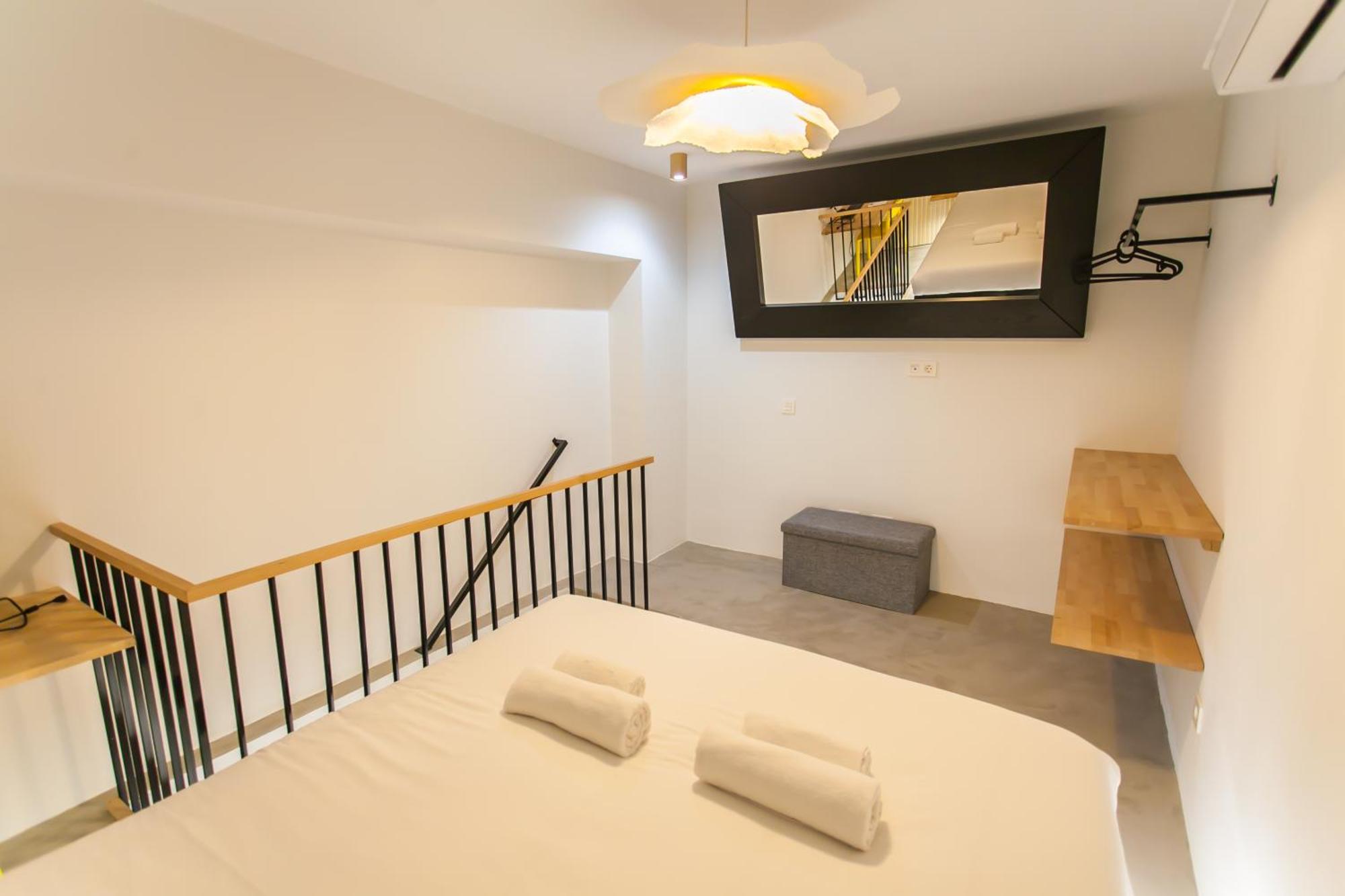 Guernica Luxury Duplex - Location, Light, And Art Apartman Madrid Kültér fotó