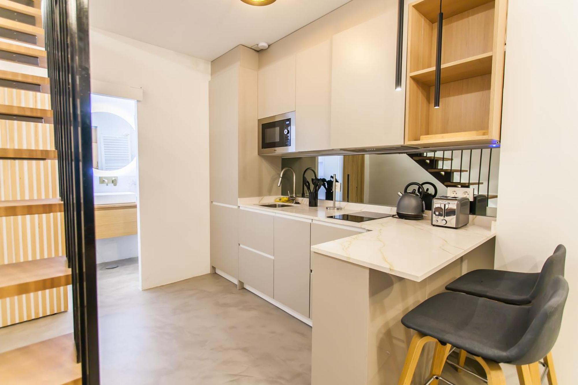 Guernica Luxury Duplex - Location, Light, And Art Apartman Madrid Kültér fotó